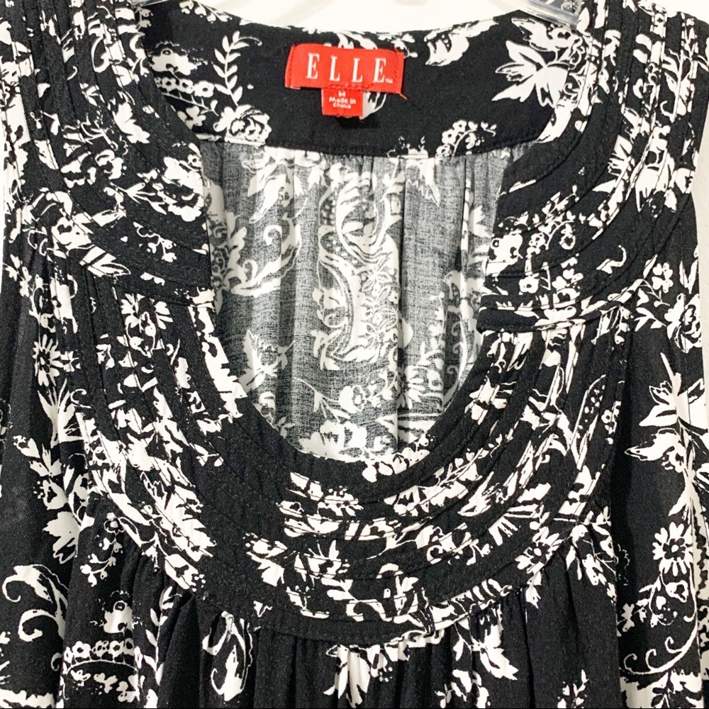 Elle Sleeveless Floral Dress with Rounded Neckline - Picture 7 of 8